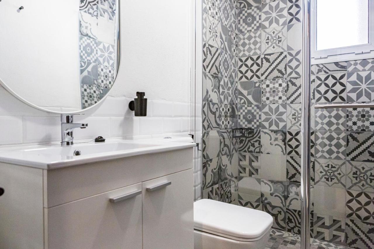 Valentin Suites Malaga Bagian luar foto